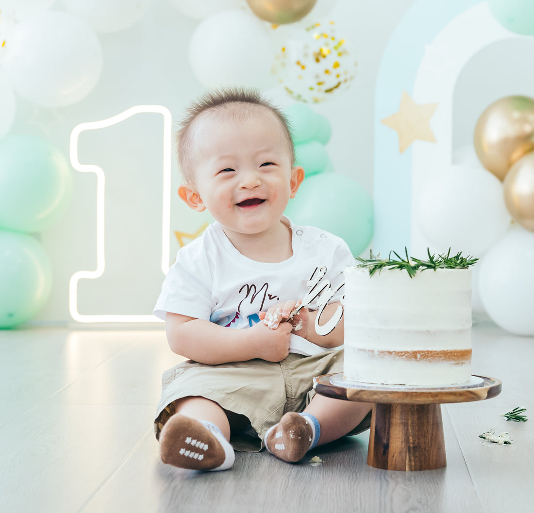 慶祝寶寶1歲生日｜數字霓虹燈｜暖黃光｜數字【1】